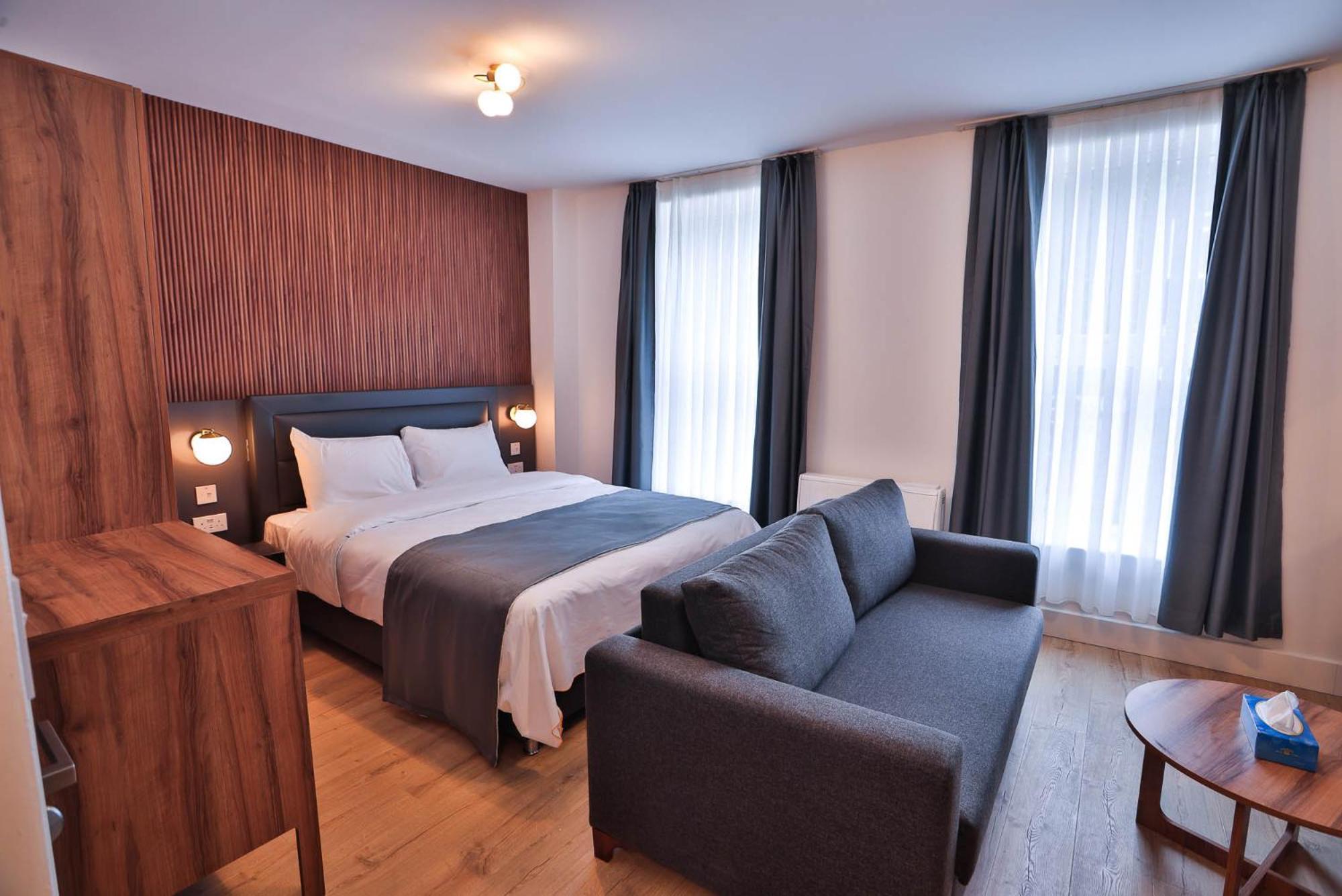 Finsbury Rose Hotel